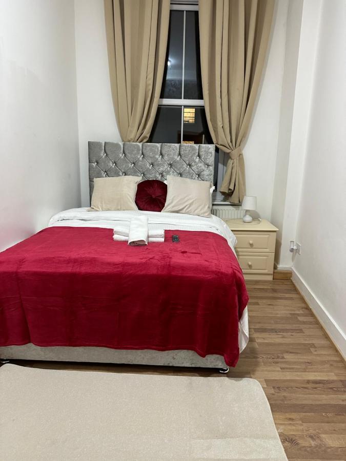 City Lodge Shadwell London Bagian luar foto