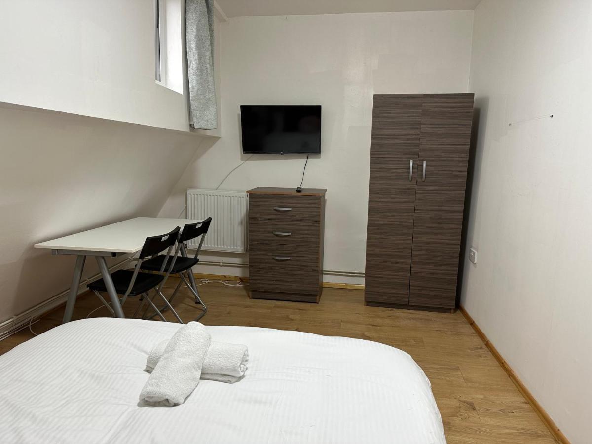 City Lodge Shadwell London Bagian luar foto