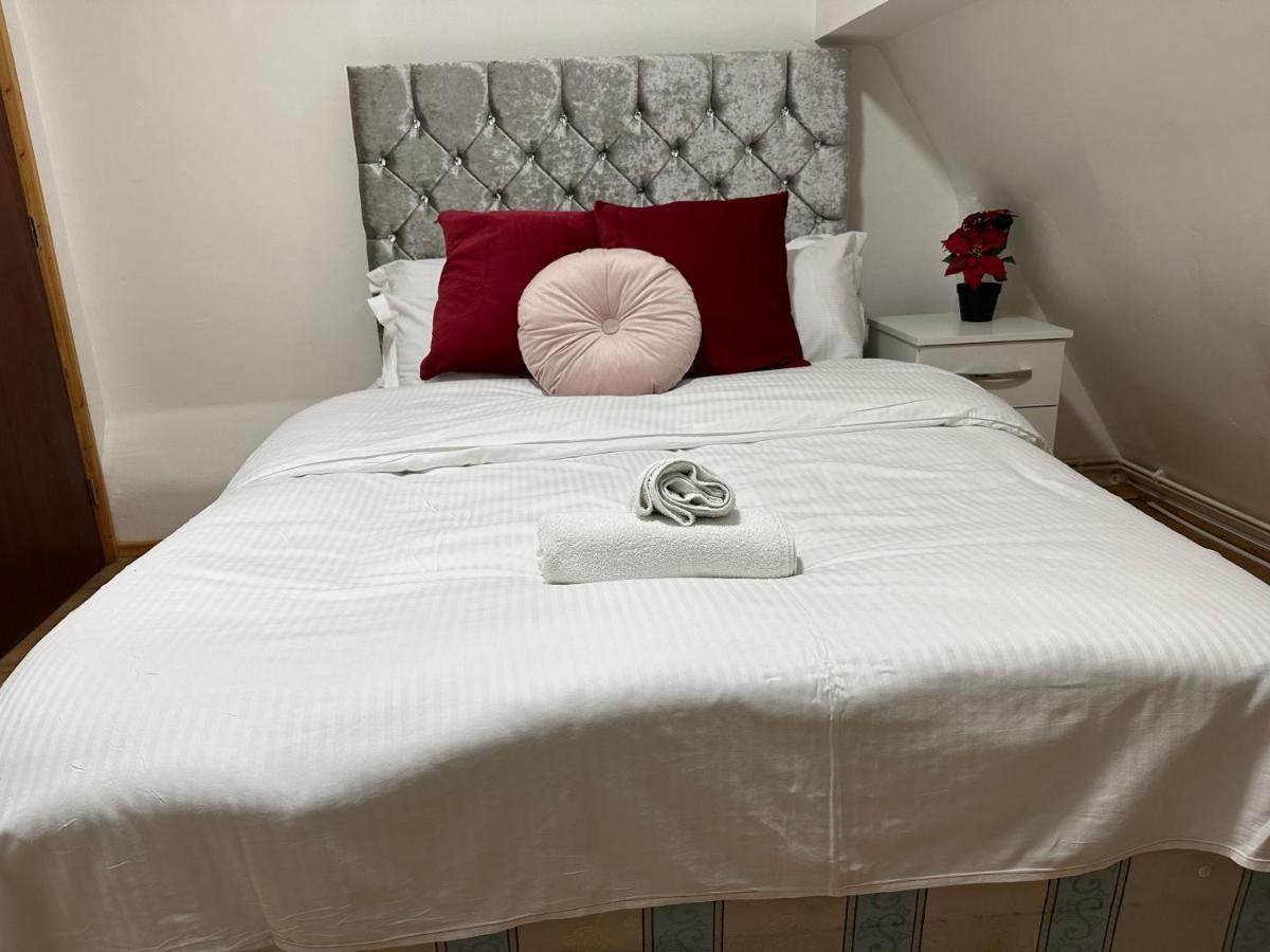 City Lodge Shadwell London Bagian luar foto