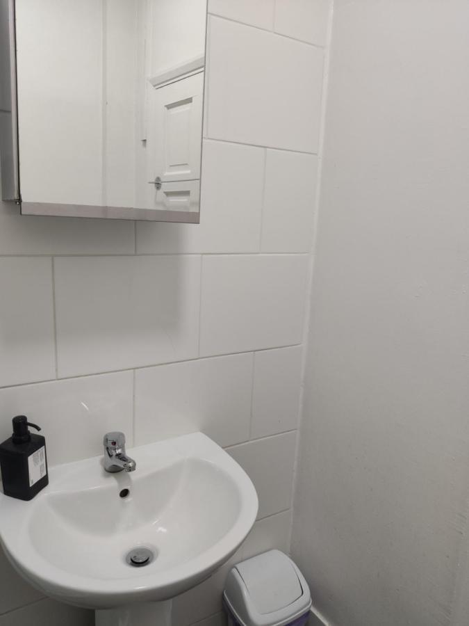 City Lodge Shadwell London Bagian luar foto